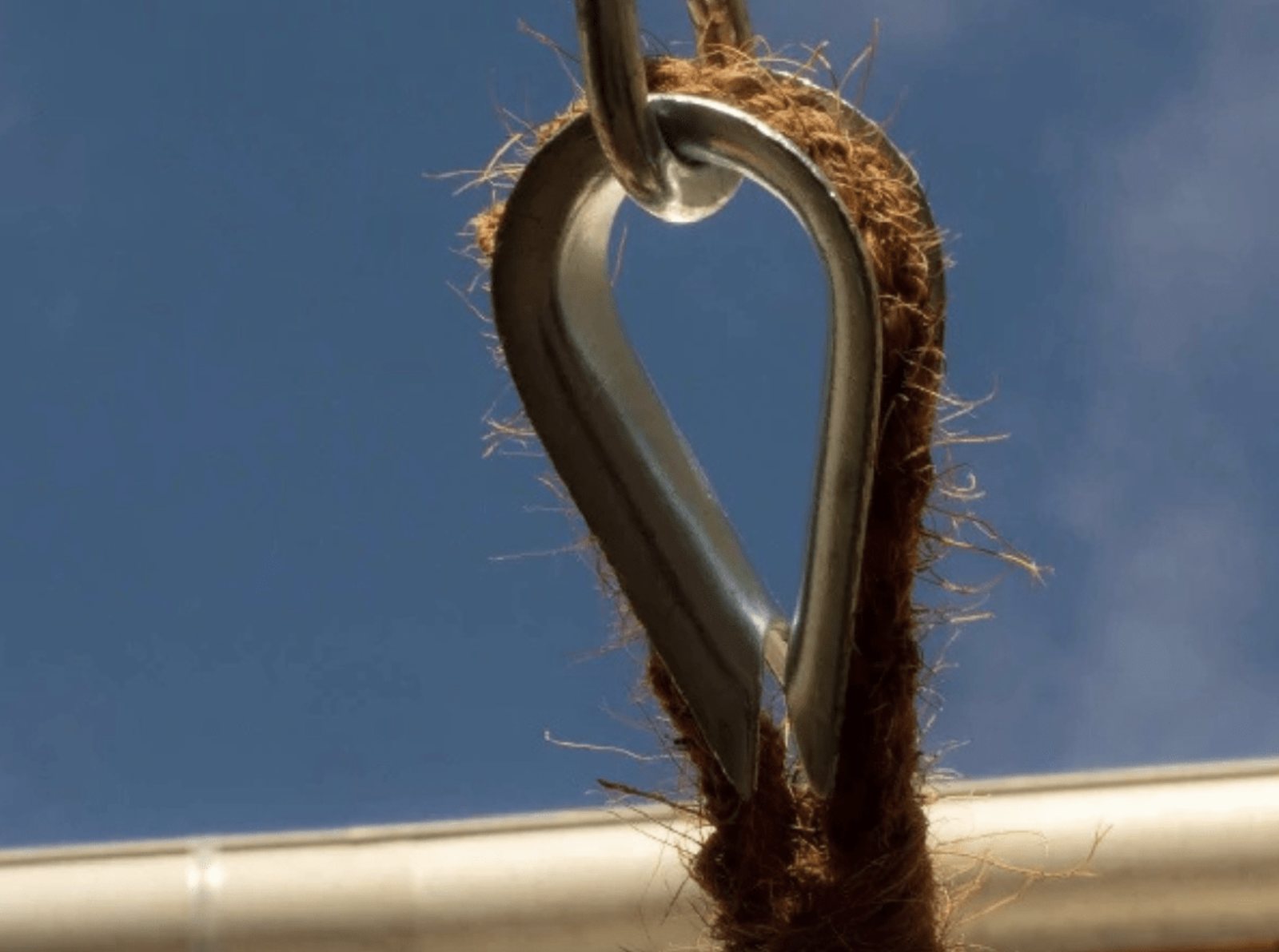 Cosse cœur inox et corde de coco, fixation d'ombrière